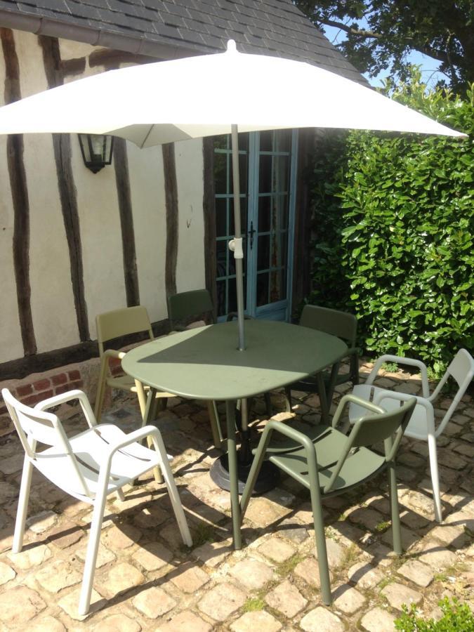 Montreuil-en-Caux Le Clos-Masure De Beatrice מראה חיצוני תמונה
